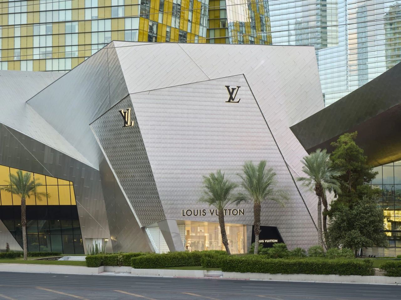 LOUIS VUITTON Opens Newly Renovated Flagship Store in Las Vegas | Luxury Retail Display Inspiration
